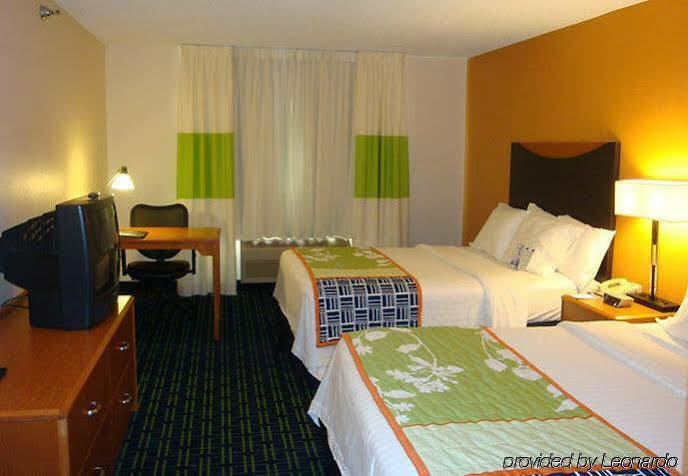 Fairfield Inn & Suites Bismarck North Экстерьер фото